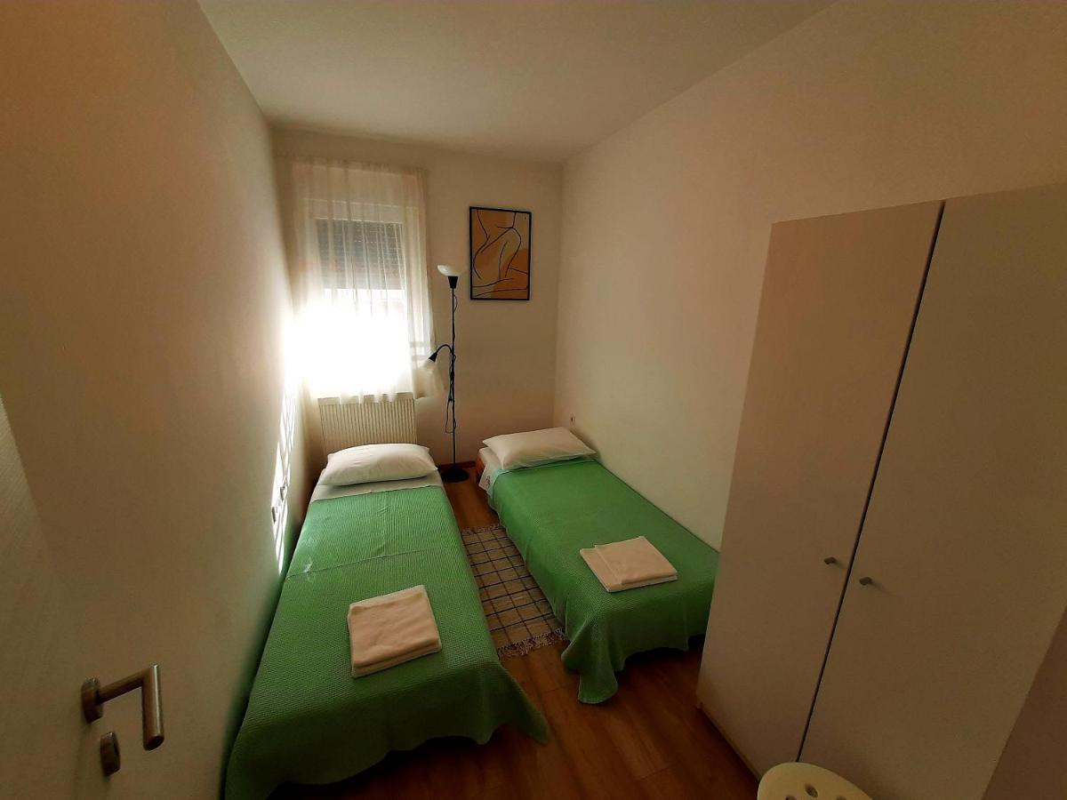 Argonauti With Free Parking *